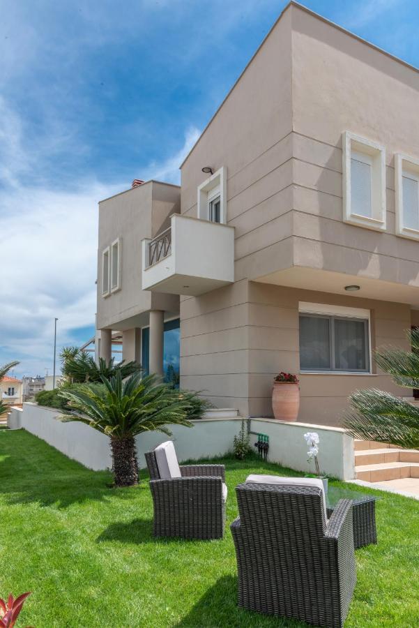 Villa Luminous Nea Iraklitsa Buitenkant foto