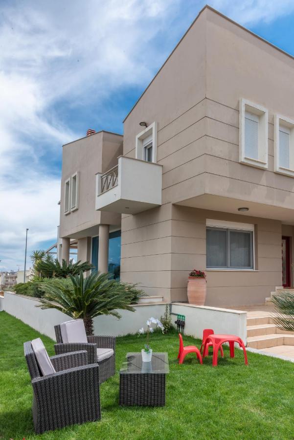 Villa Luminous Nea Iraklitsa Buitenkant foto