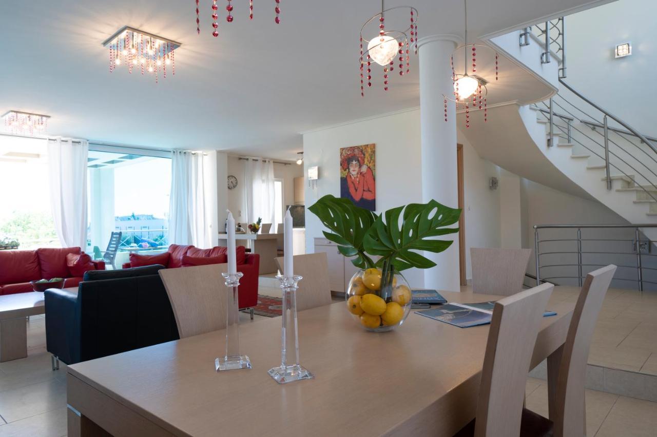 Villa Luminous Nea Iraklitsa Buitenkant foto