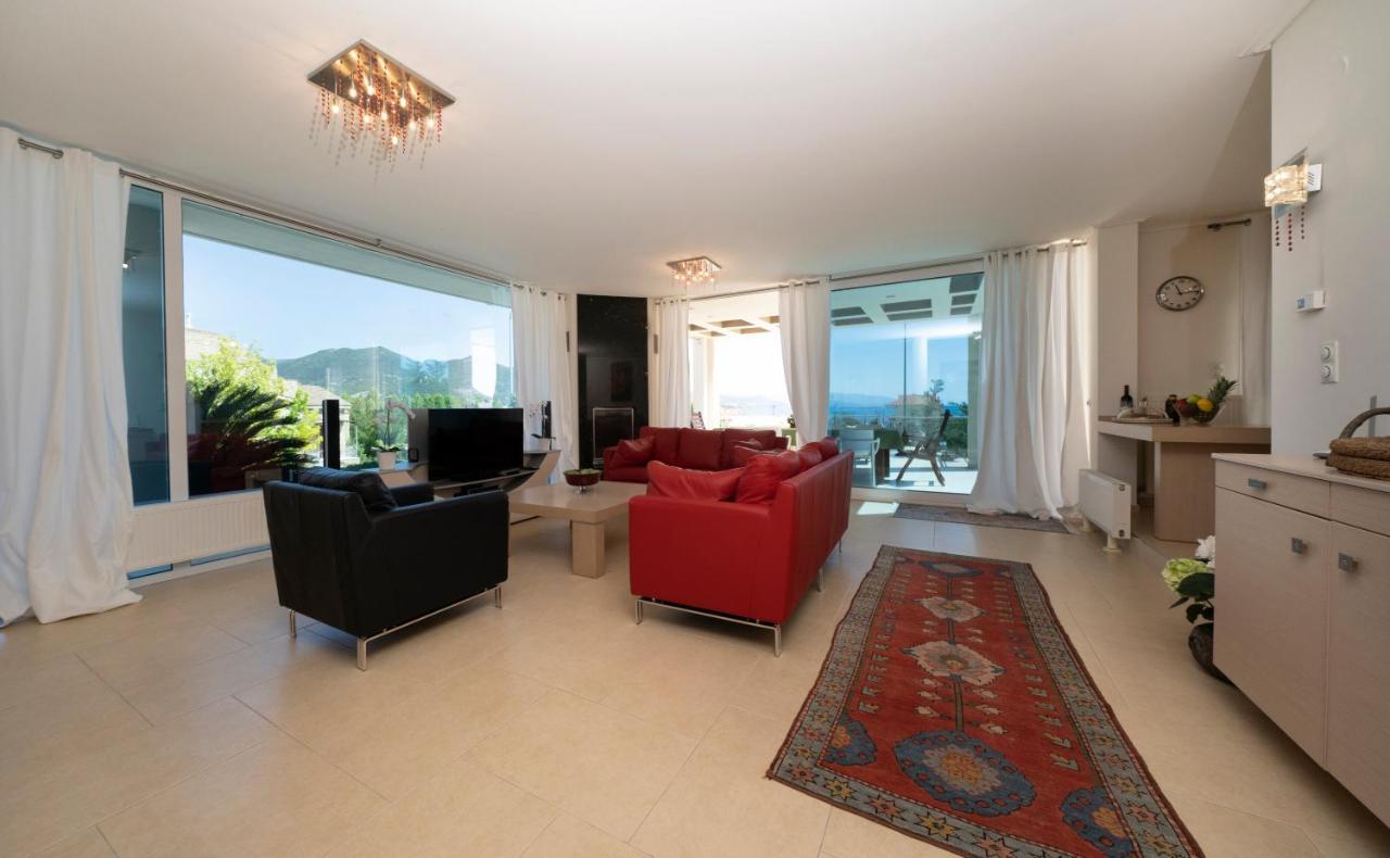 Villa Luminous Nea Iraklitsa Buitenkant foto