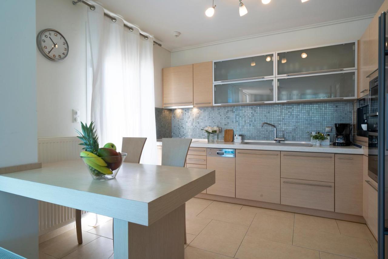 Villa Luminous Nea Iraklitsa Buitenkant foto